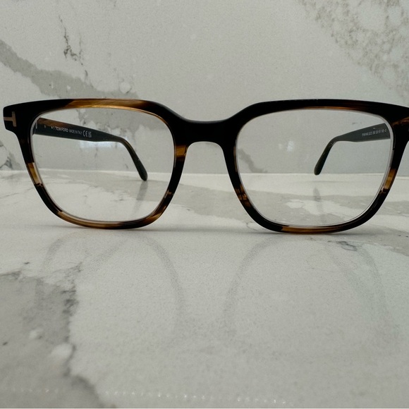 Men’s Tom Ford Frame TF5818-B - Picture 2 of 10